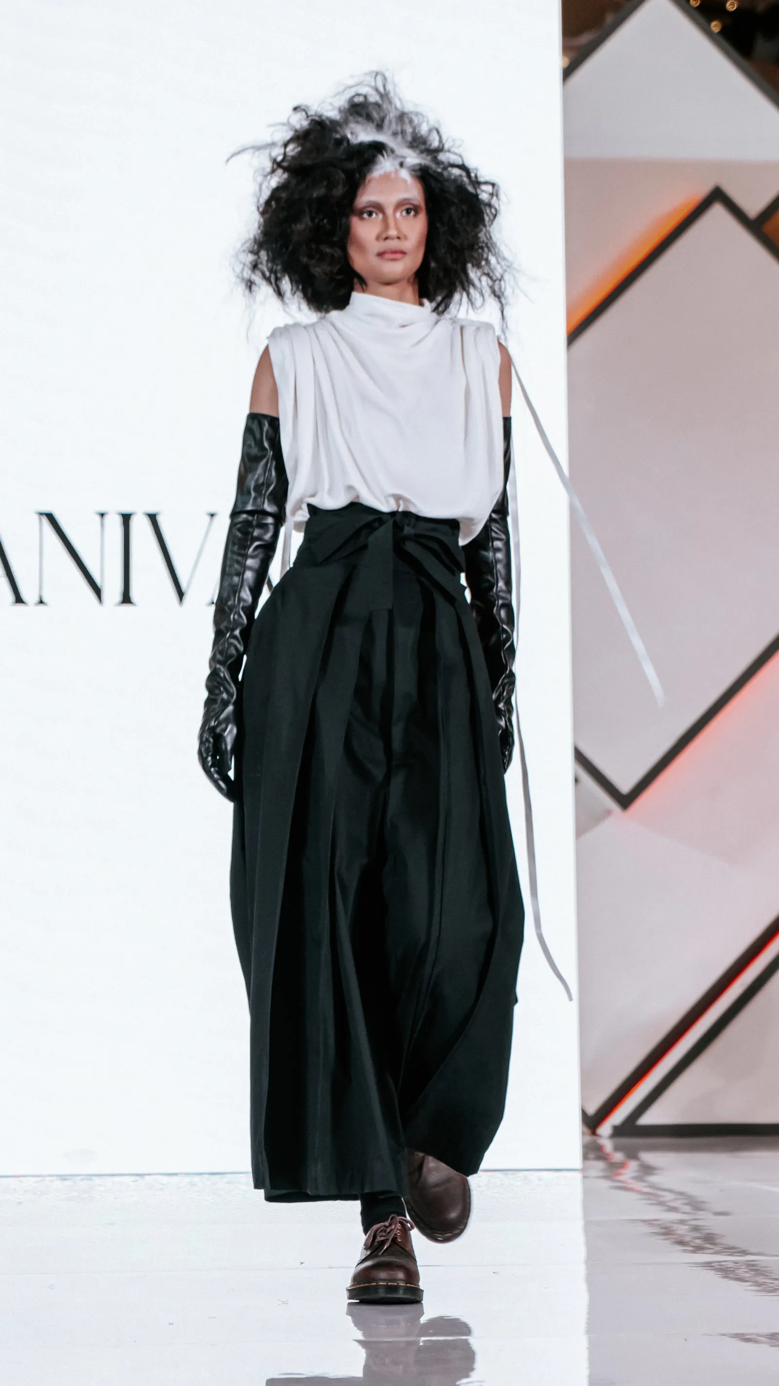 Aido Trousers