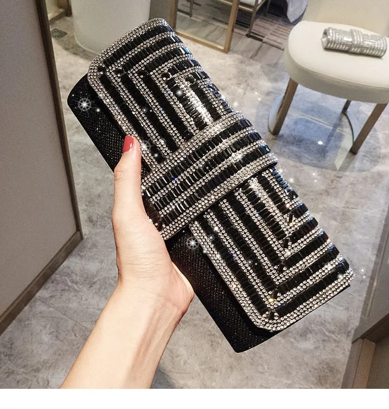 Exquisite Rhinestone Clutch with Shoulder Chain