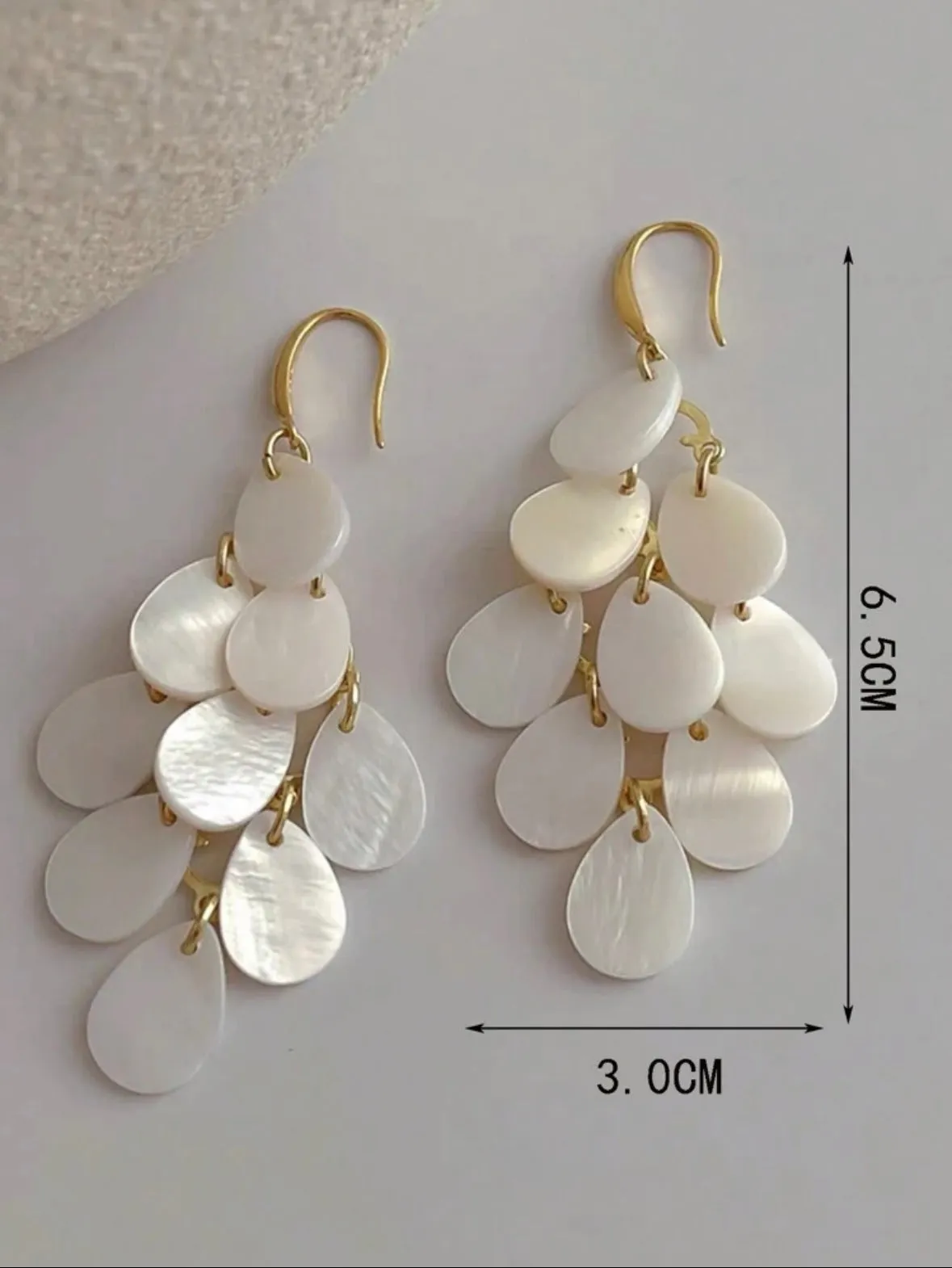 Shell Drop Earrings
